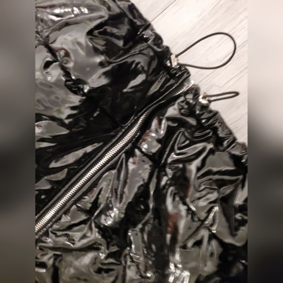 Puffer Jacket - Picture 3 of 4